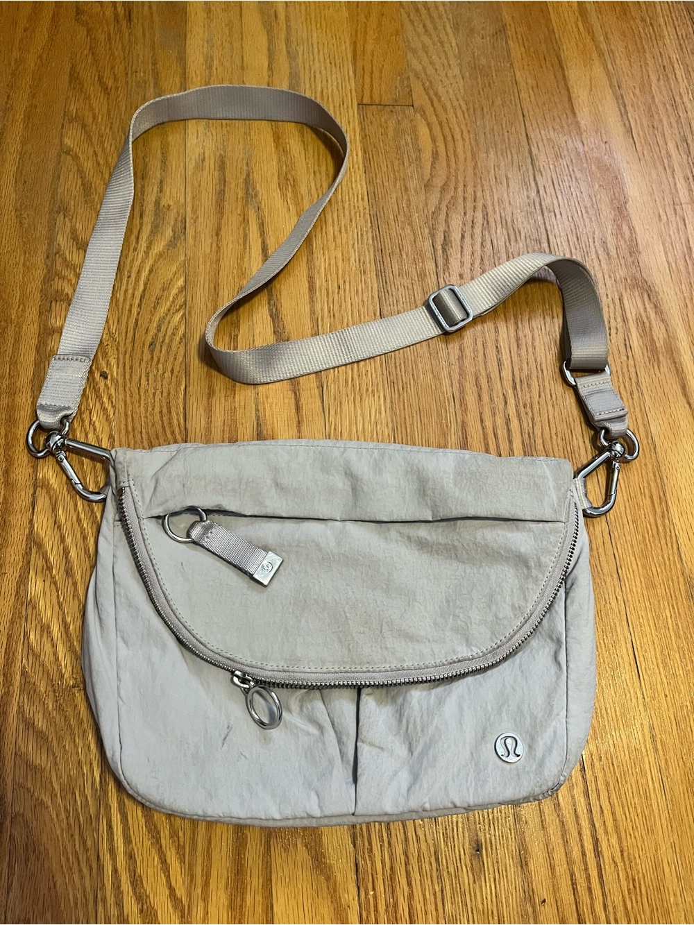 Lululemon Women’s Nylon Crossbody bag White Opal Silver Logo